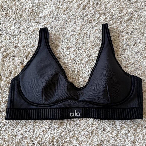 ALO Yoga Airlift Line Up Bra black size small - Picture 2 of 2